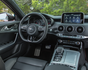 Kia Stinger_156